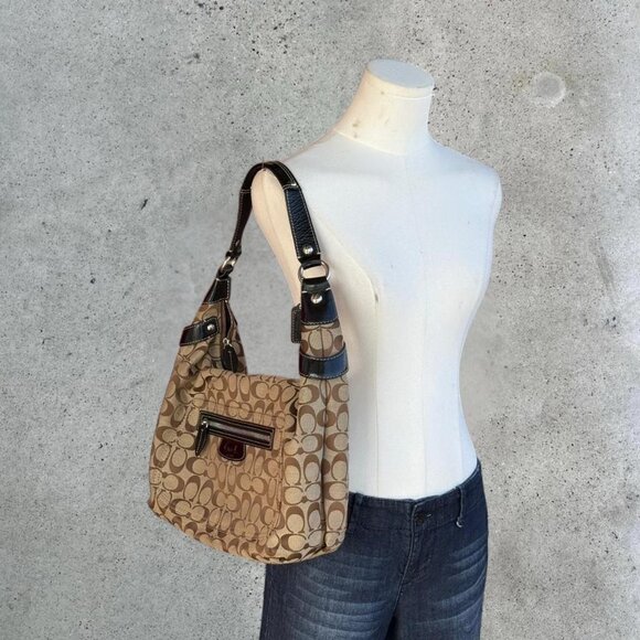 2000s Coach Monogram Bag - Picture 7 of 8